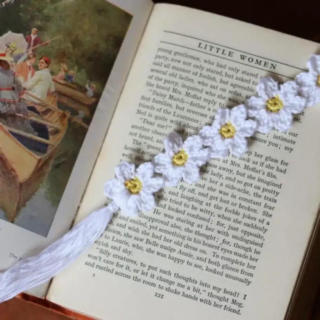 Dainty Daisy Bookmark (Rich Textures)