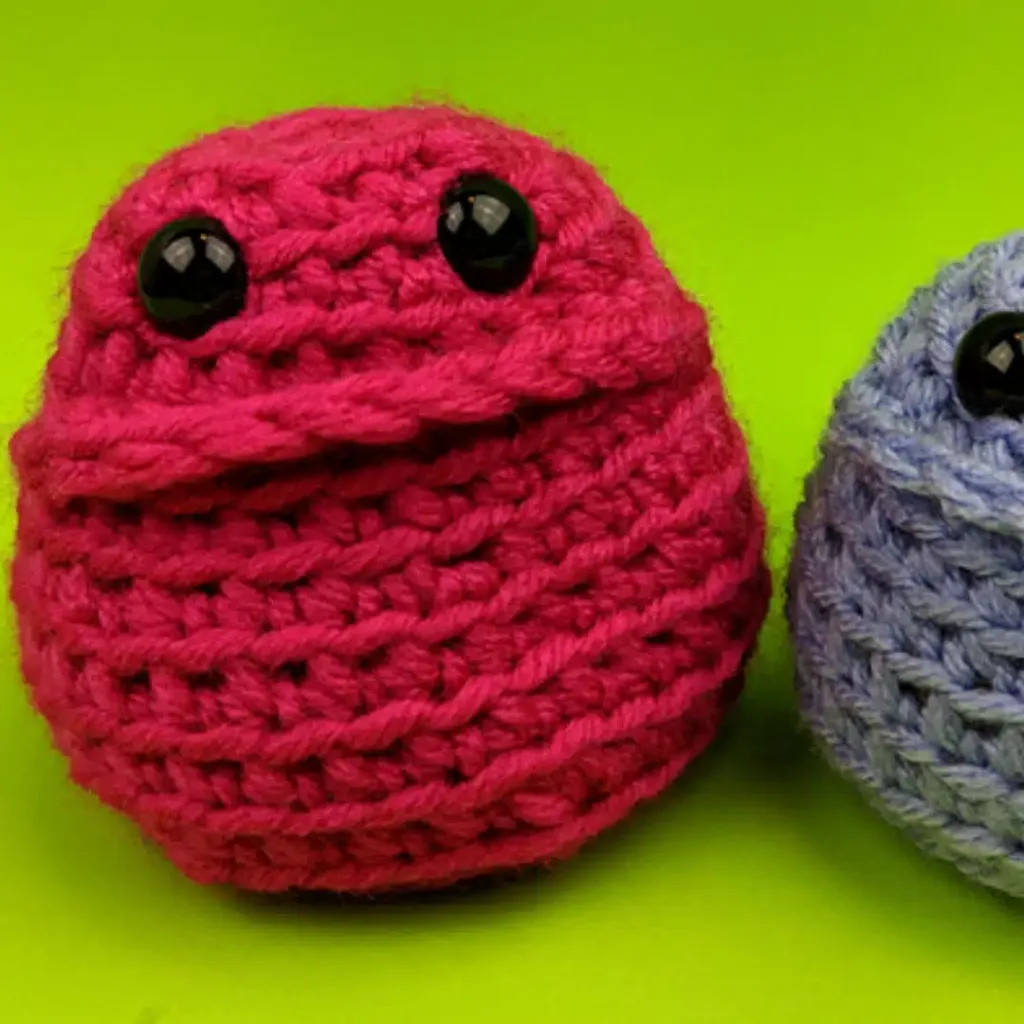 Squishy Monster – a free amigurumi pattern