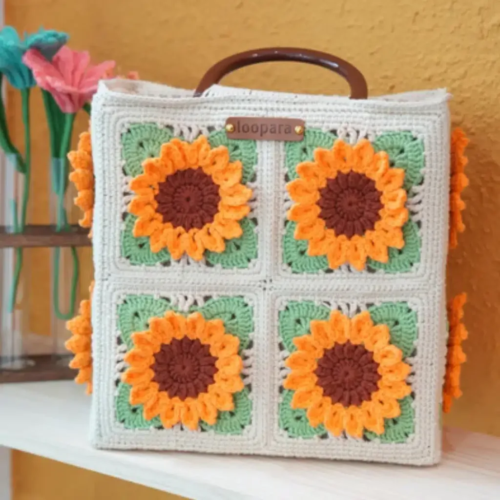 50+ Fabulous Free Bag Patterns 30 Sunflower Granny Square Bag