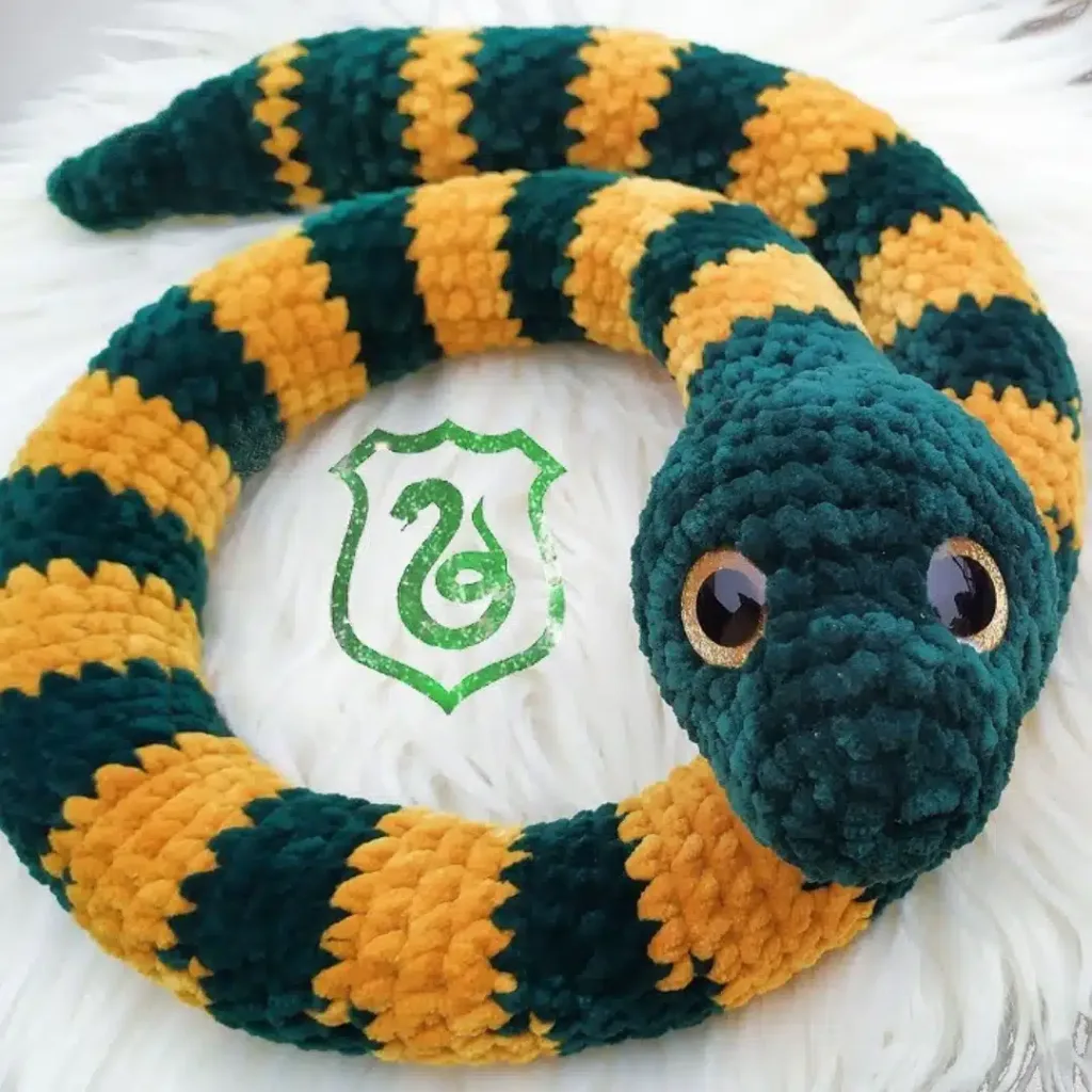 easy snake crochet pattern