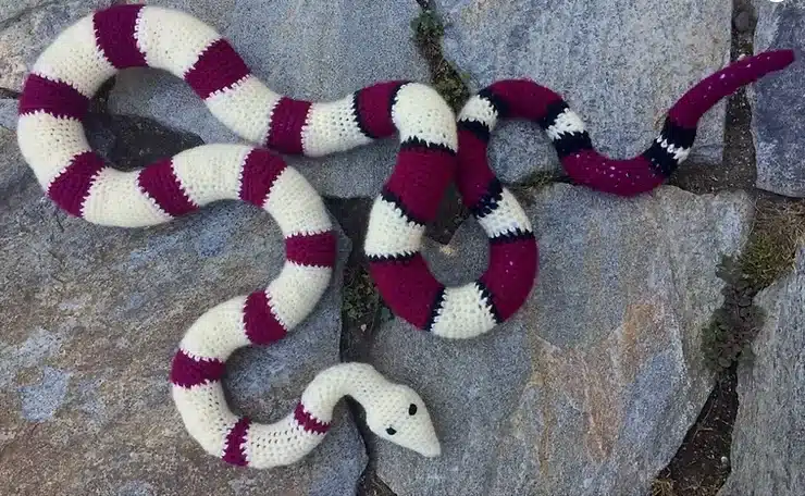 free snake crochet pattern red-tailed boa