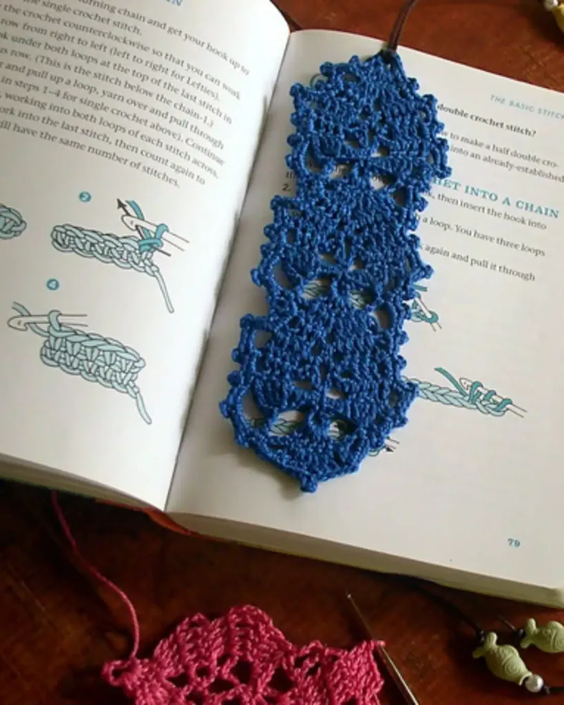 lacy crochet bookmark pattern with dc3tog