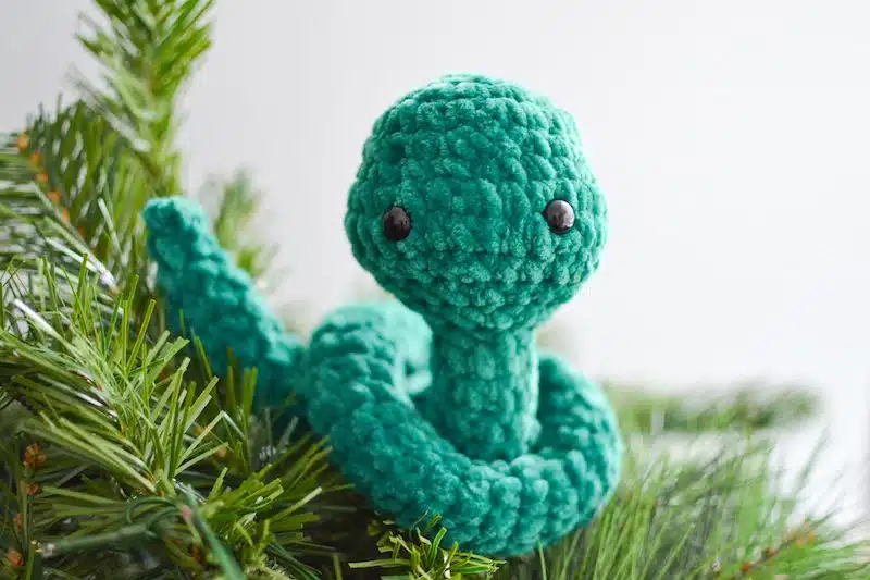 no-sew crochet pattern snake