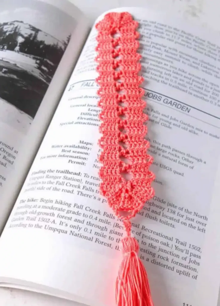 Bruges lace crochet bookmark pattern