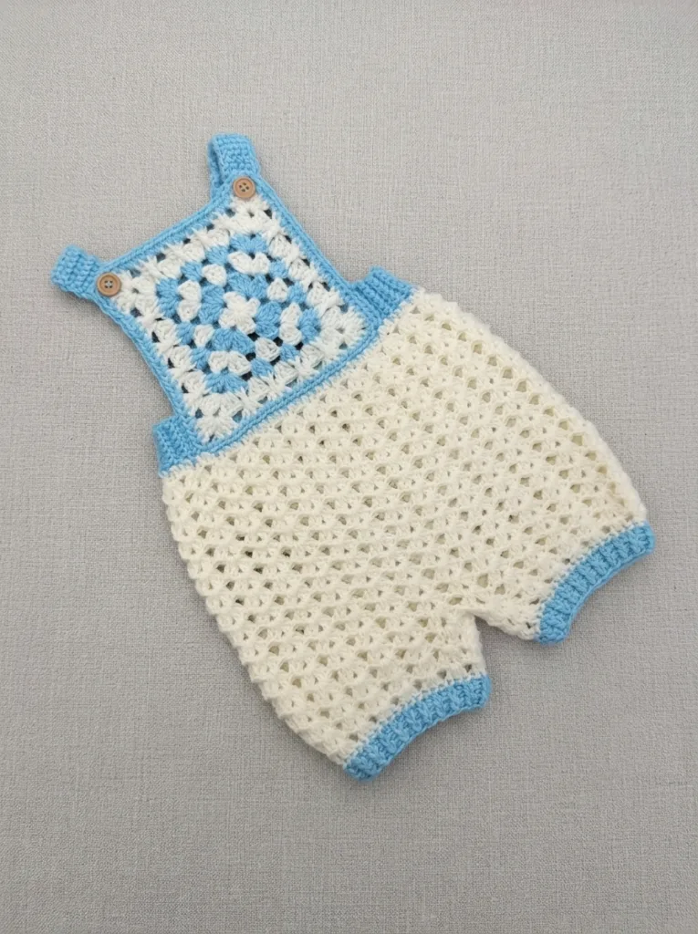 Crochet granny square baby overalls, video tutorial pattern