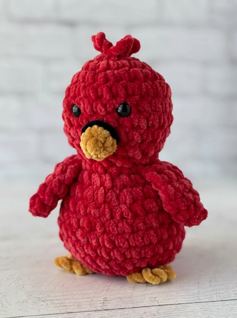 Crochet squishy cardinal, bulky yarn pattern